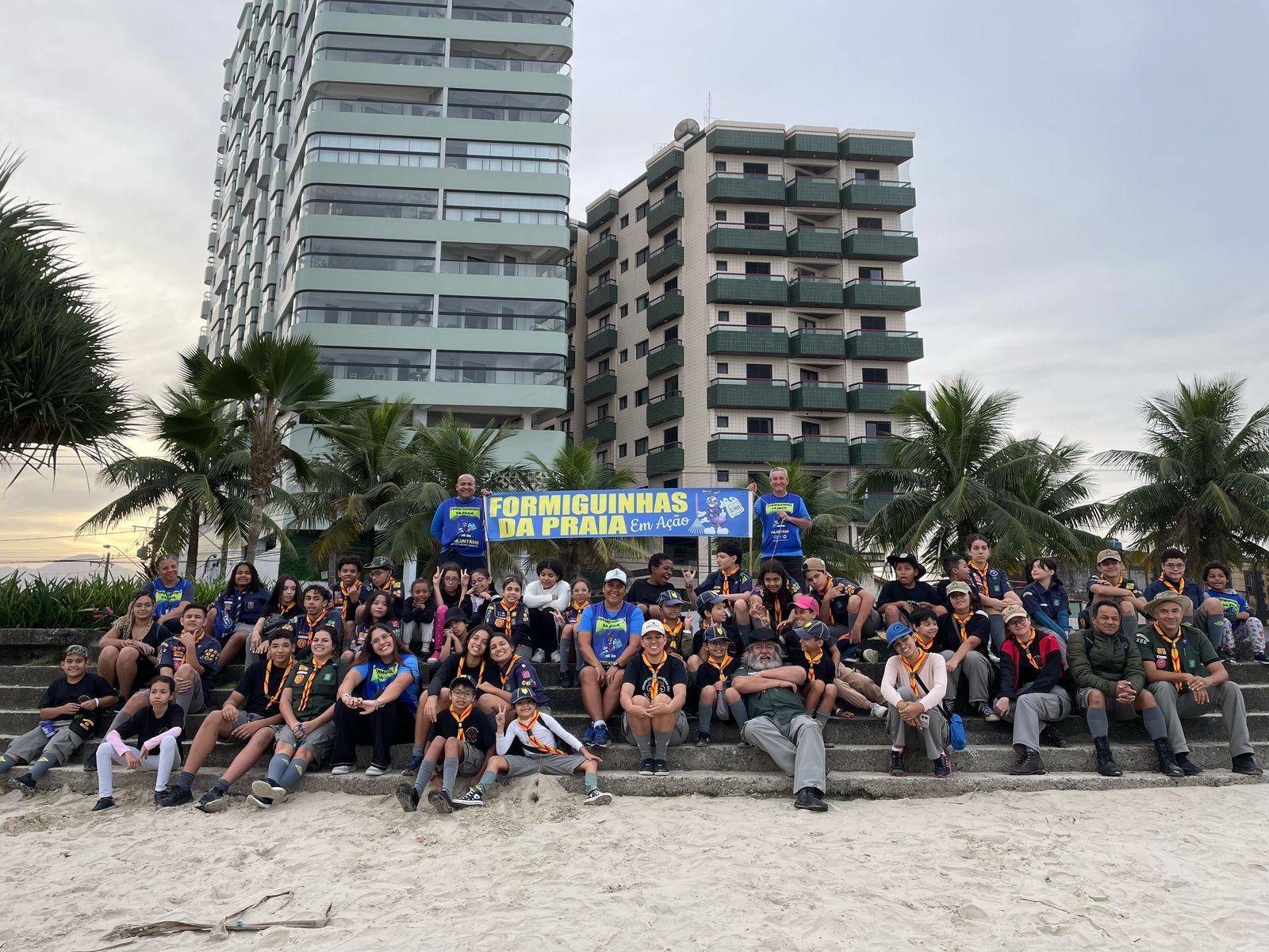Formiguinhas da Praia - MutEco_76° Mutirão de Limpeza de Praia em Parceria com Escoteiros Fenix_Maracanã