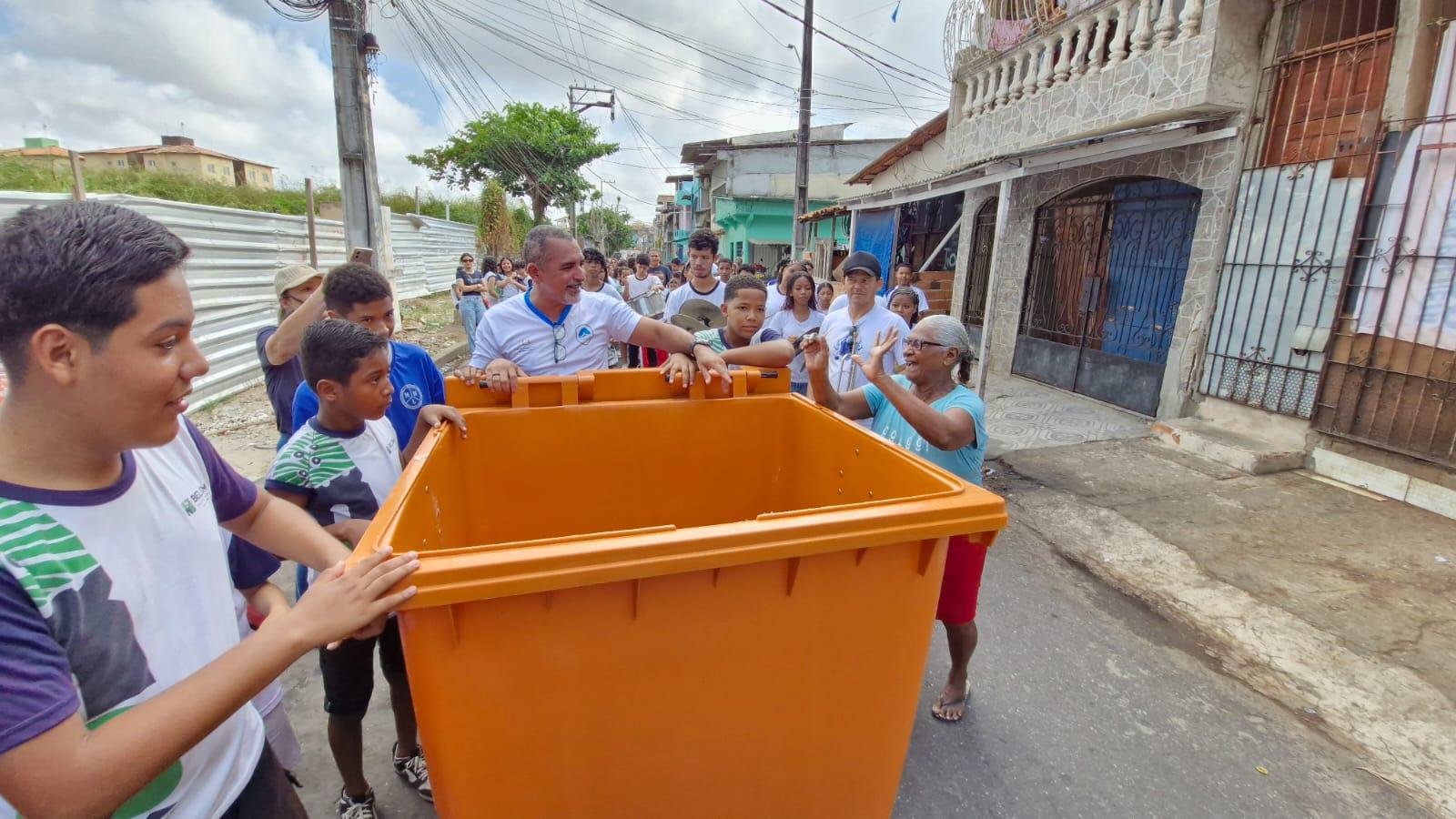 Caminhada Ecológica - Escola Nestor Nonato de Lima: cuidar do espaço escolar e preservar o meio ambiente Caminhada Ecológica - Escola Nestor Nonato de Lima: cuidar do espaço escolar e preservar o meio ambiente