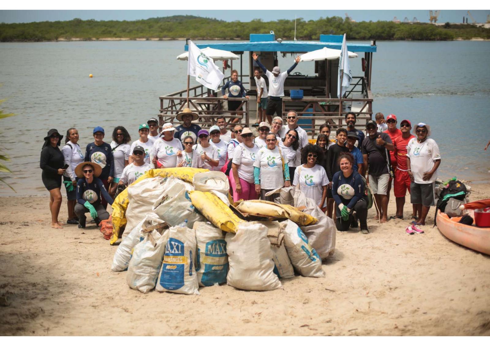 Coleta de Resíduos Sólidos das praias, ilhas e manguezais